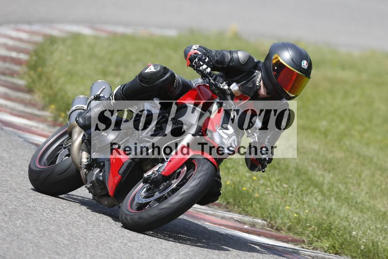 /27 12.06.2025 Ducati Schweiz Trackday Warmup  ADR/blau-bleu/26